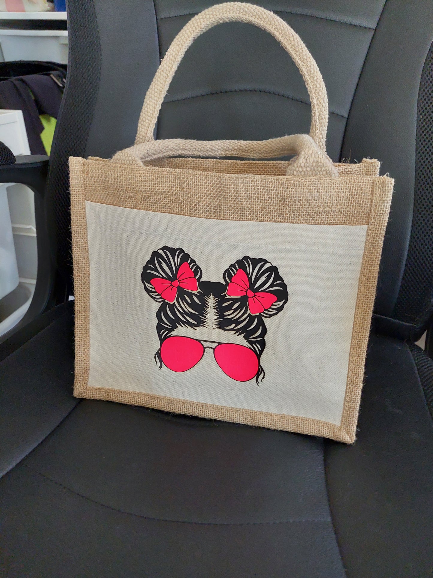 Petit sac en toile de jute
